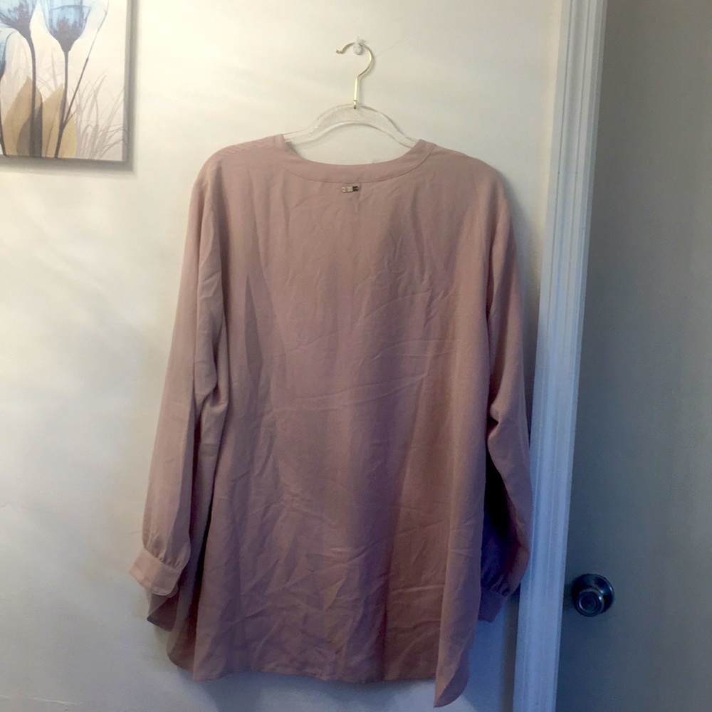 Women top